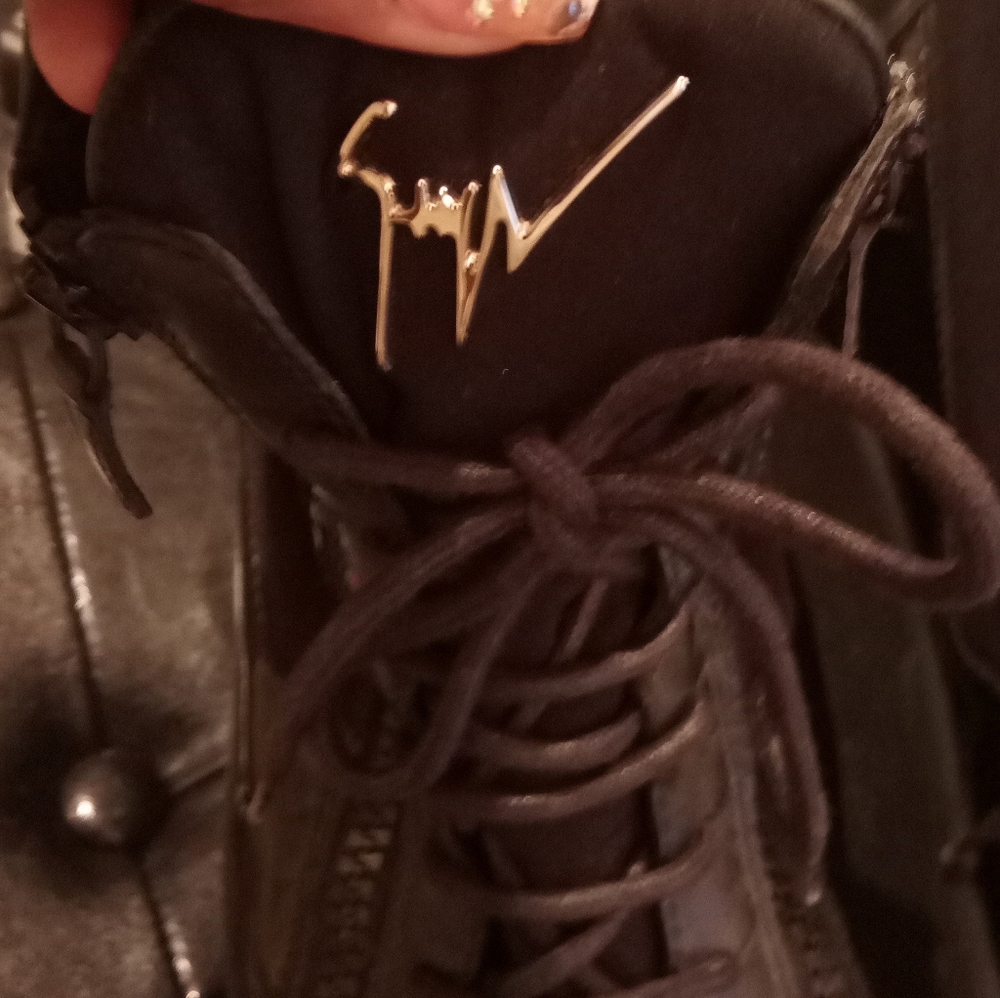 Giuseppe Velvet Patent Mid-Top Sneakers